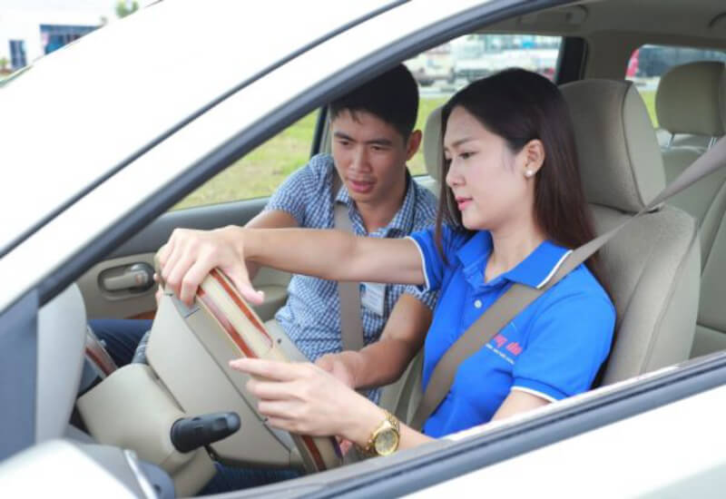 Điều kiện để làm giáo viên dạy lái ô tô mới nhất